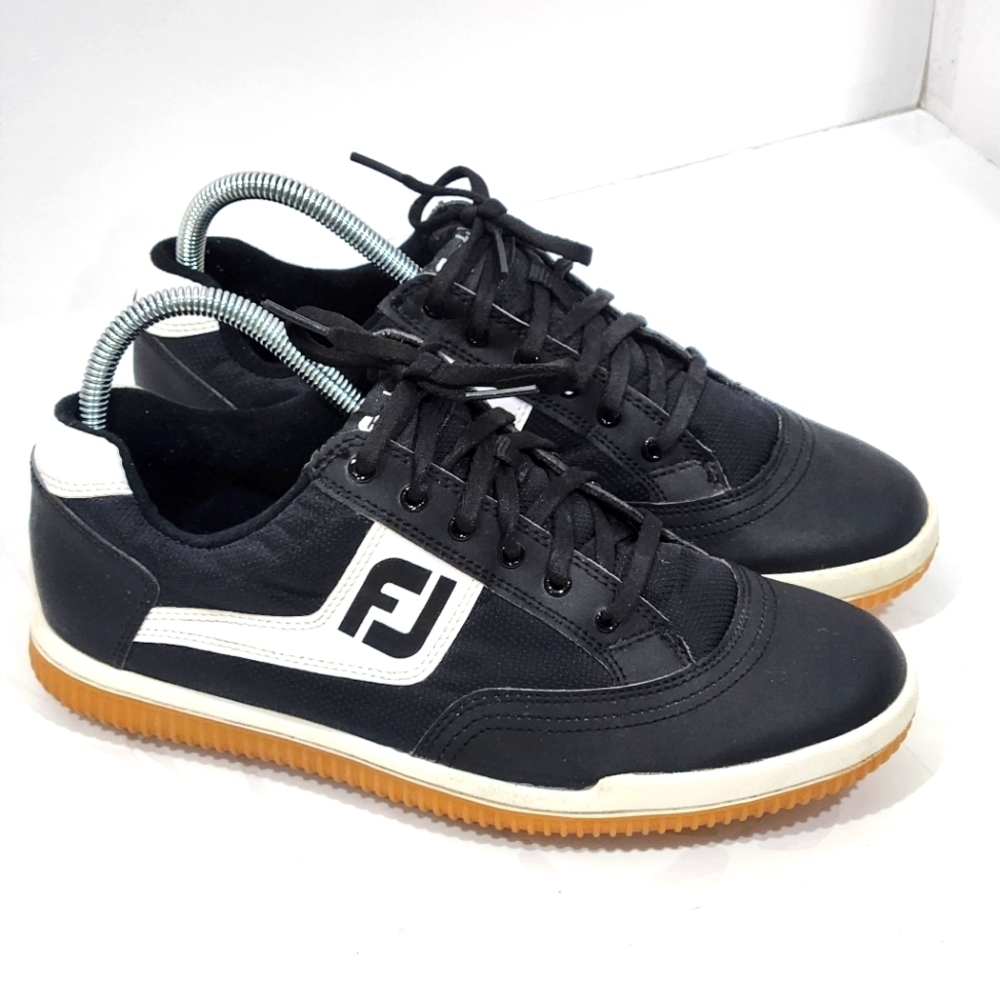 Footjoy Mens Greenjoy Spikeless Golf Shoes Black White 45382  Sz 7M‎ EUC